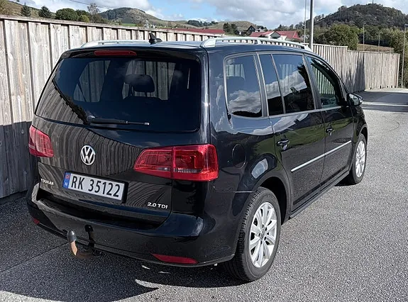 Volkswagen Touran 2012 photo 5