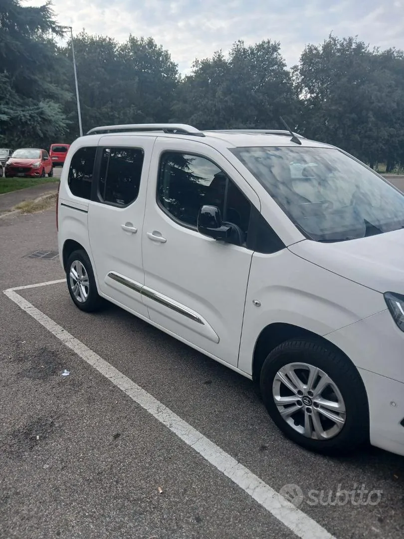 Toyota Proace City 2022 photo 4