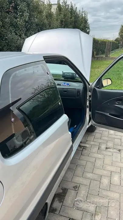 Citroen Saxo 2003 photo 3