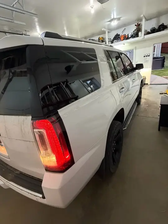 GMC Yukon 2018 photo 3