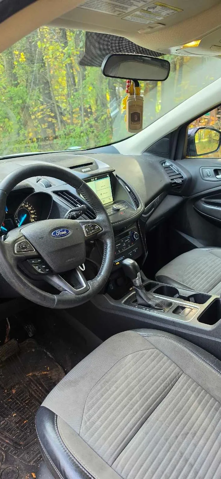 Ford Escape 2017 photo 3