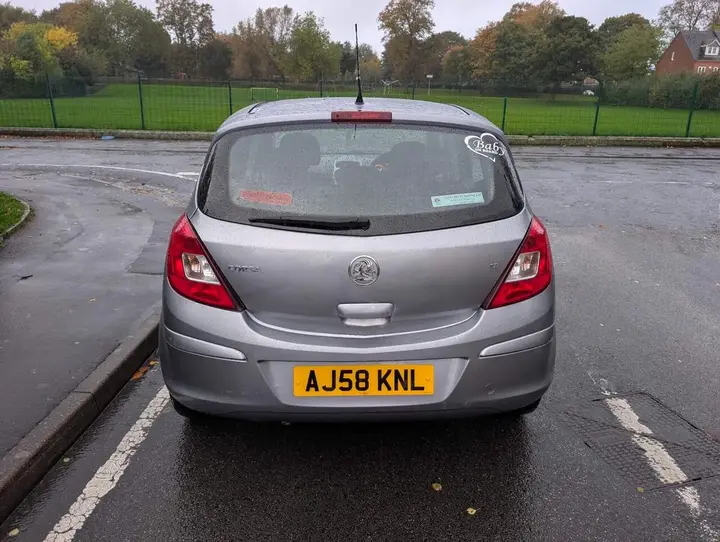 Vauxhall Corsa 2008 photo 3
