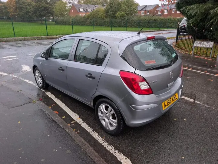 Vauxhall Corsa 2008 photo 5
