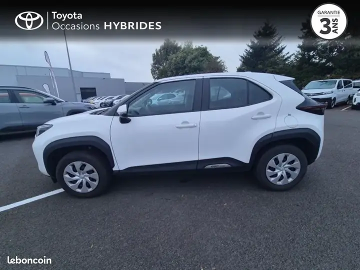 Toyota Yaris Cross 2025 photo 3