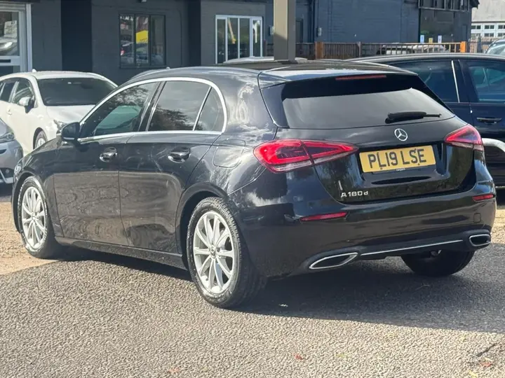 Mercedes-Benz A-Class 2019 photo 4