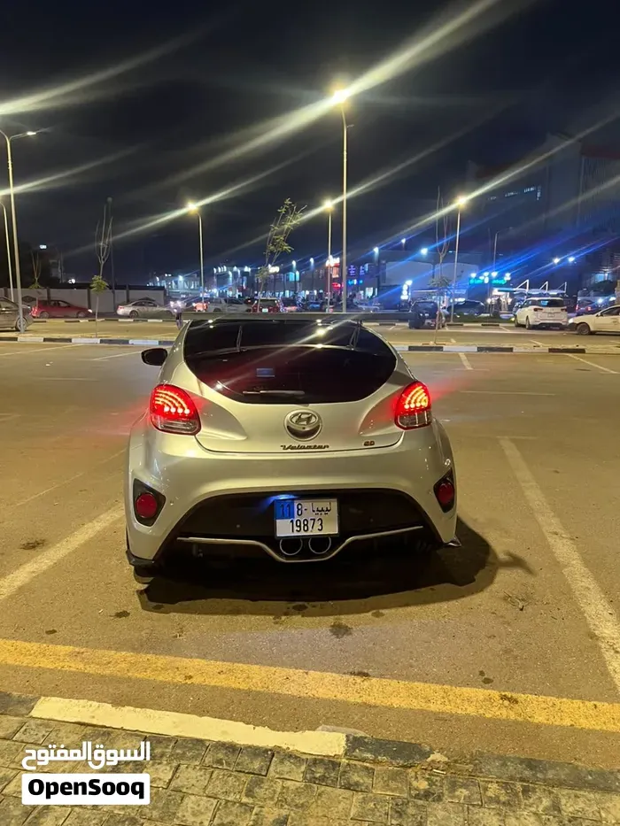 Hyundai Veloster