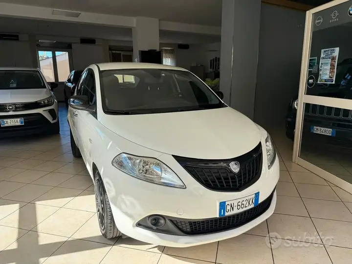 Lancia Ypsilon 2023 photo 3