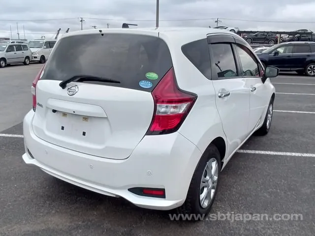 Nissan Note X 2019 photo 4