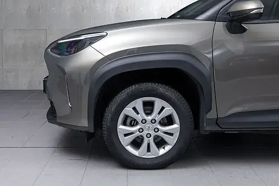 Toyota Yaris Cross 2024 photo 2