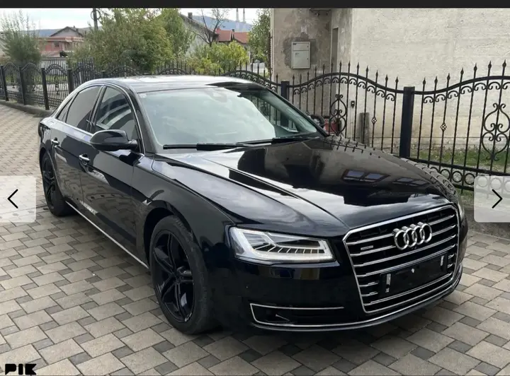 Audi A8 2016 photo 2