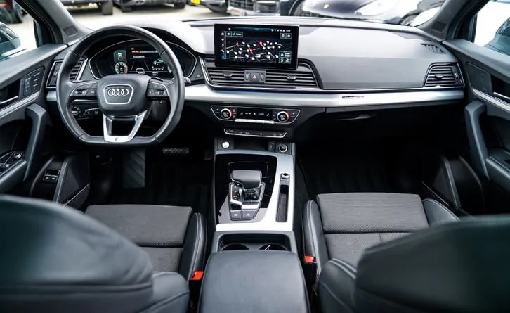 Audi Q5 2023 photo 3