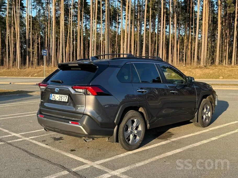 Toyota Rav4 2023 photo 3