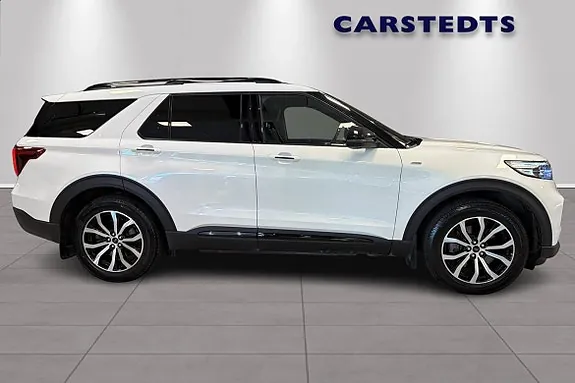 Ford Explorer 2020 photo 2