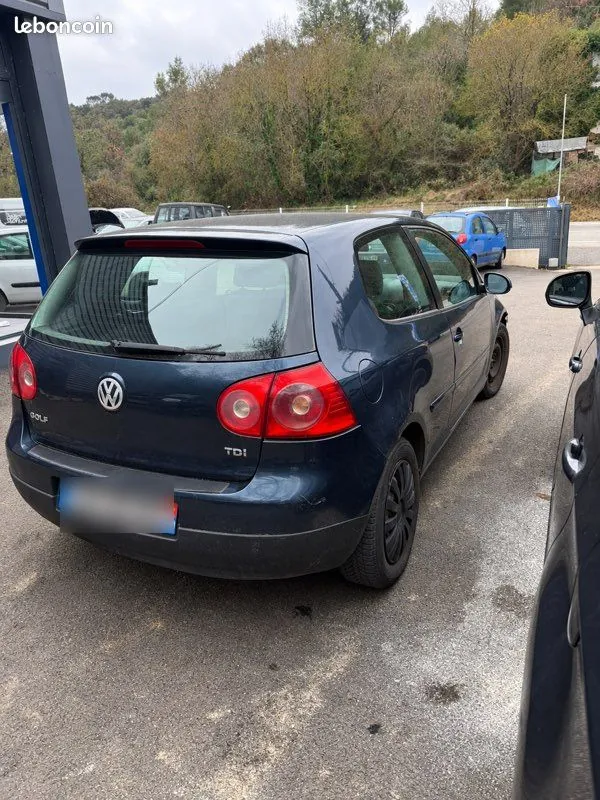 Volkswagen Golf 2005 photo 2