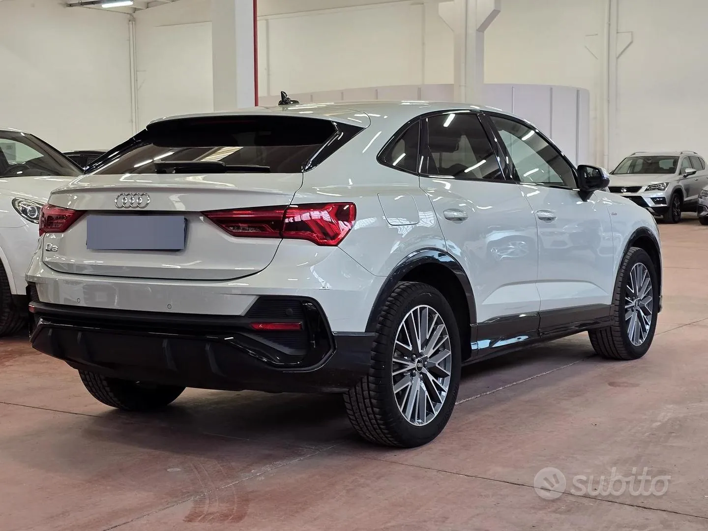 Audi Q3 2020 photo 2