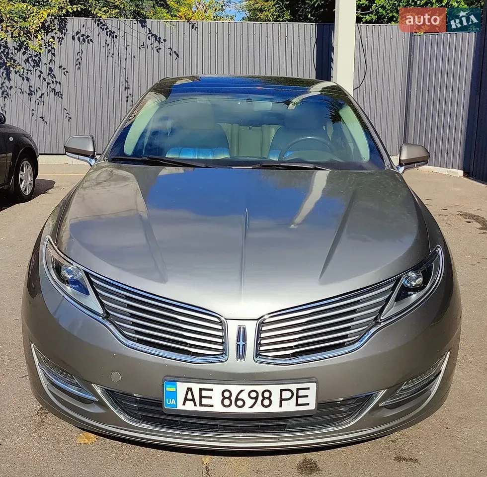 Lincoln Mkz