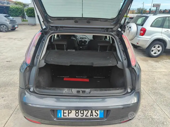 Fiat Punto Evo 2013 photo 4