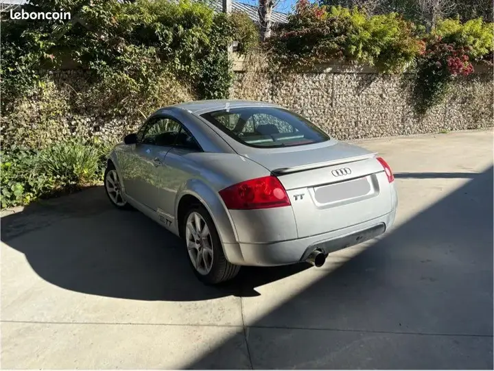 Audi Tt 1998 photo 3