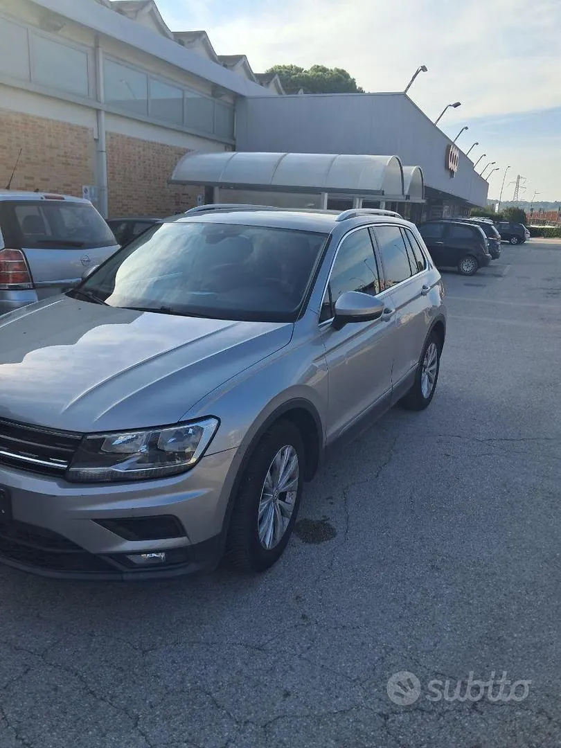Volkswagen Tiguan 2018 photo 2
