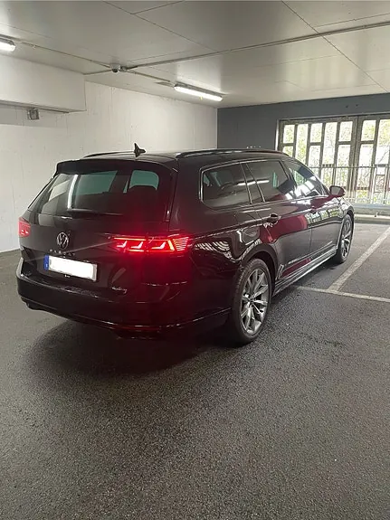 Volkswagen Passat 2022 photo 3