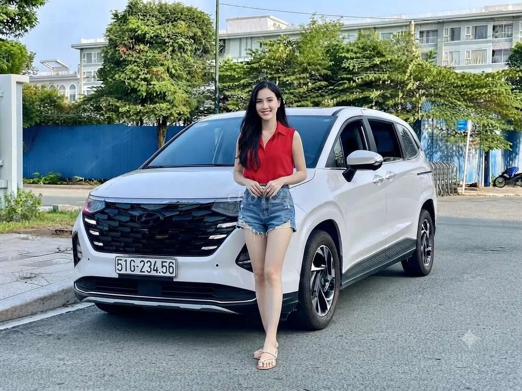 Hyundai Custin