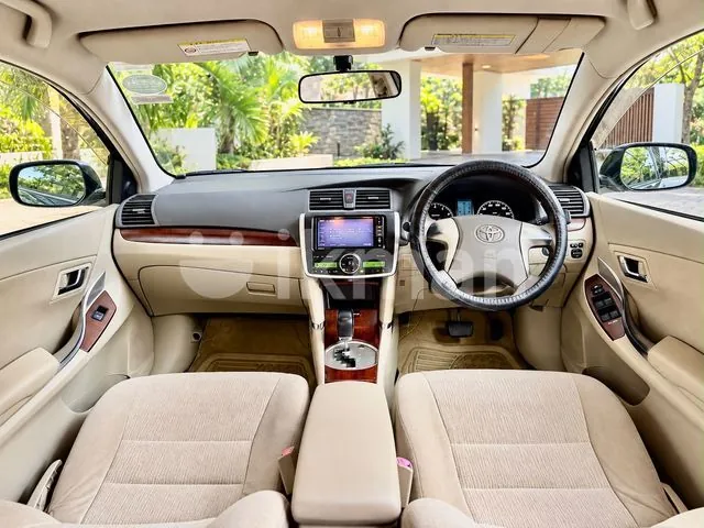 Toyota Allion 2013 photo 4