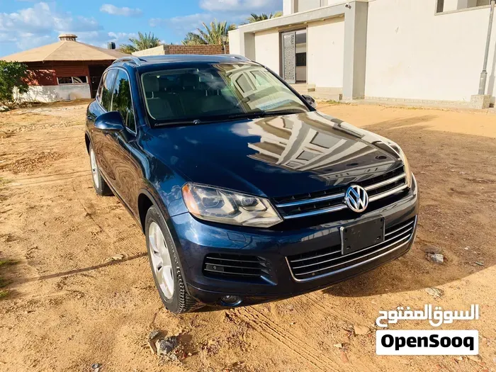 Volkswagen Touareg 2013 photo 2