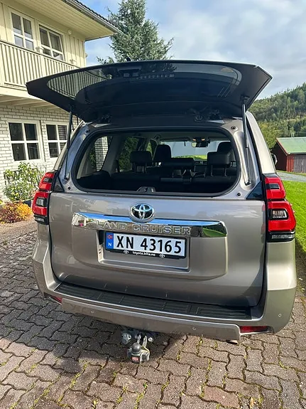 Toyota Land Cruiser 2018 photo 4