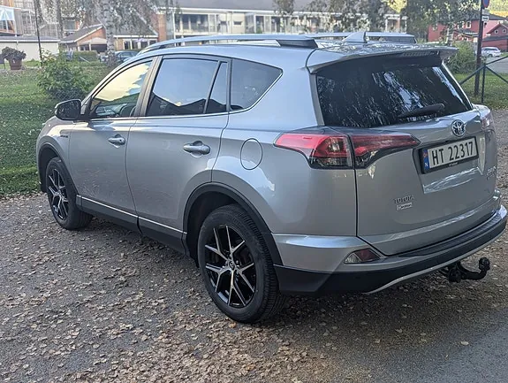 Toyota Rav4 2018 photo 3