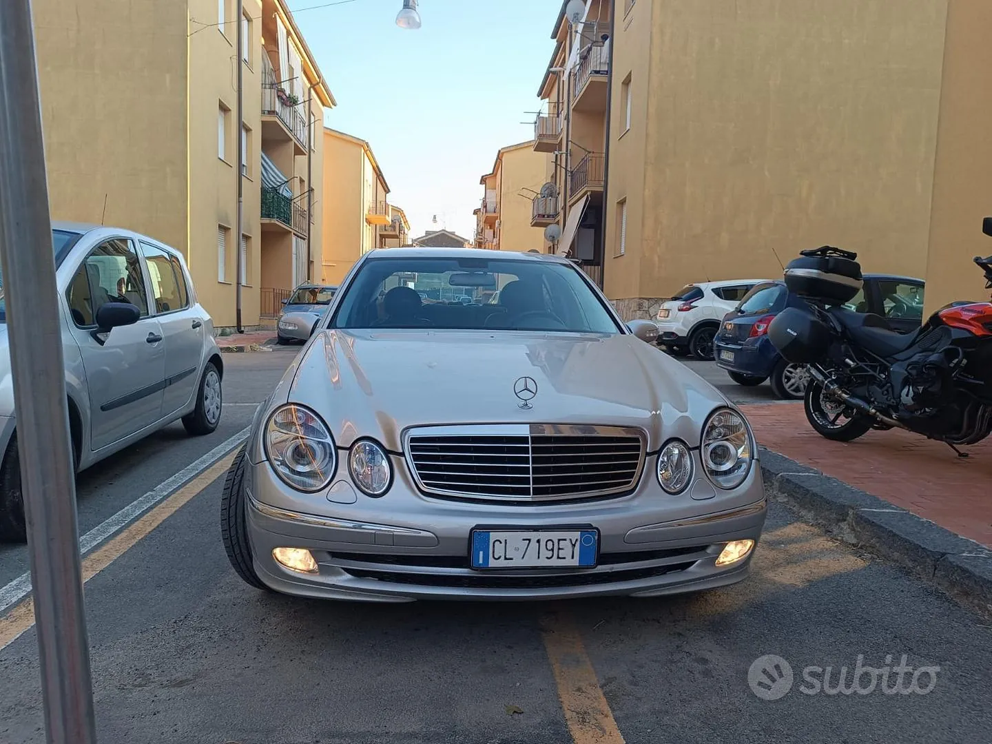 Mercedes-Benz E-Class 2004 photo 2