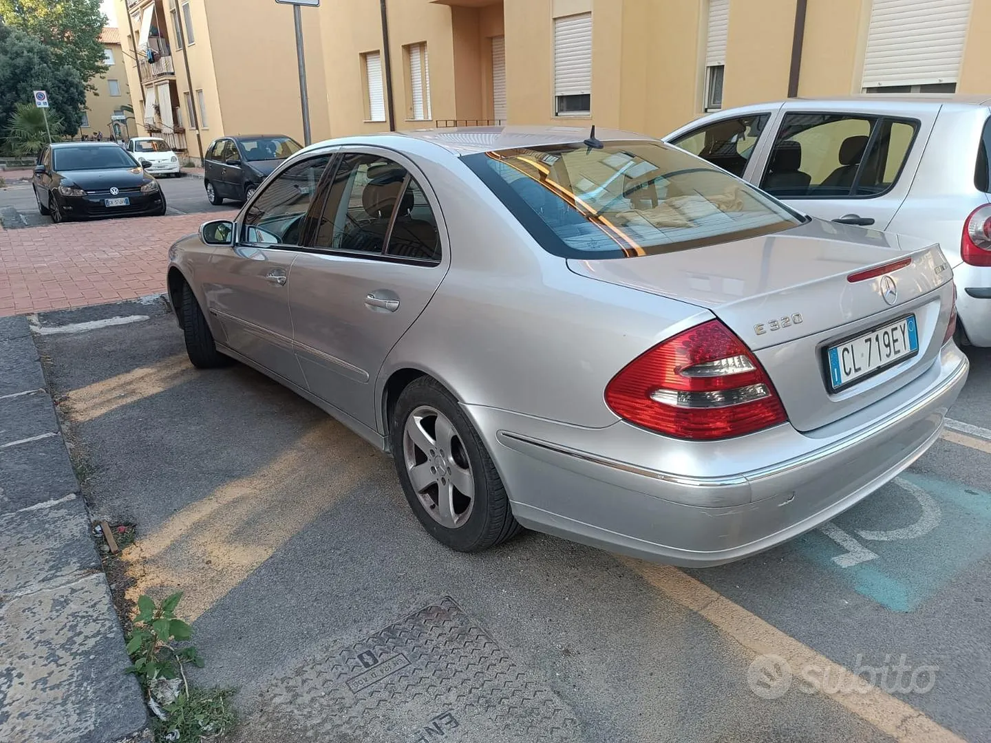 Mercedes-Benz E-Class 2004 photo 3