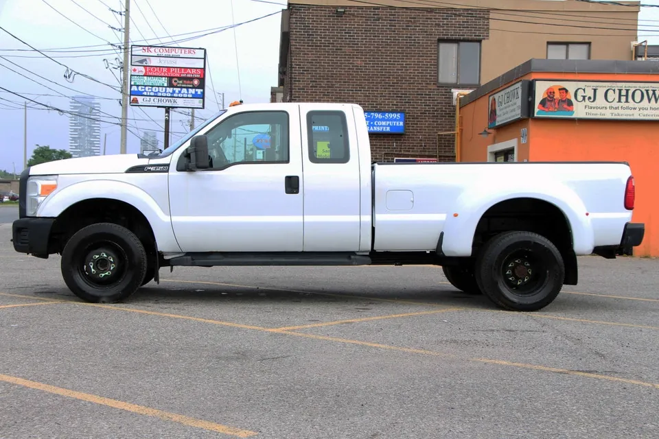 Ford F350 2012 photo 3