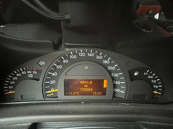 Mercedes-Benz C180 2003 photo 5