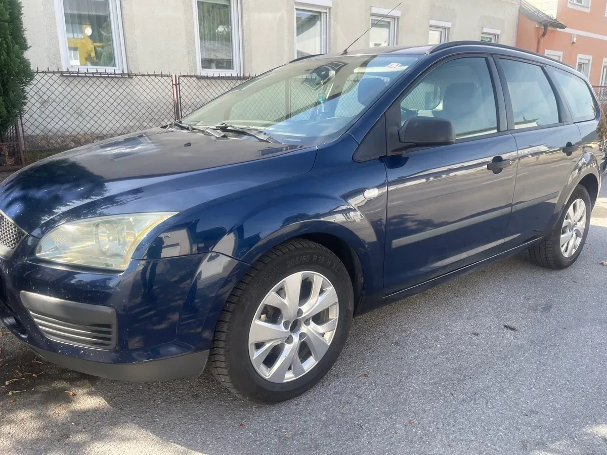 Ford Focus 2005 photo 3