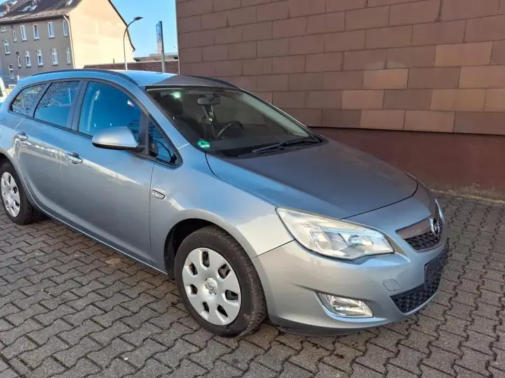 Opel Astra Sports Tourer