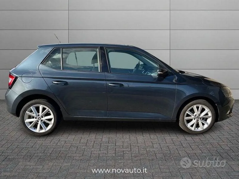 Skoda Fabia 2017 photo 3