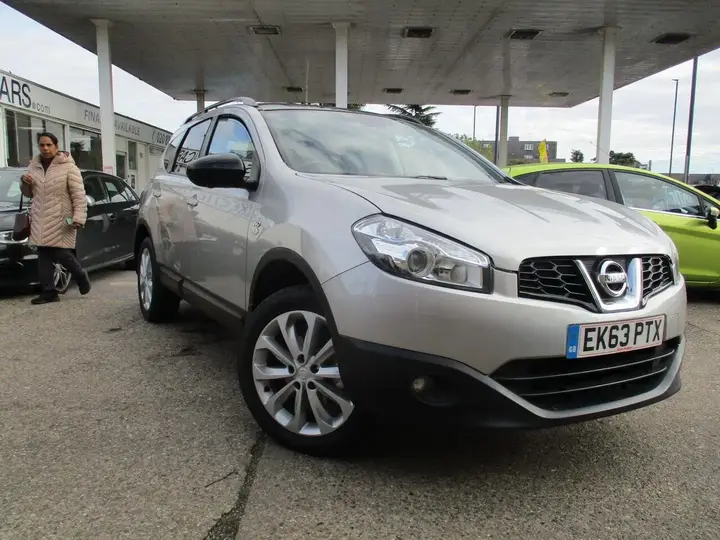 Nissan Qashqai+2