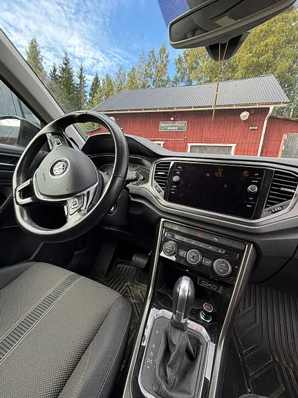 Volkswagen T-Roc 2018 photo 4