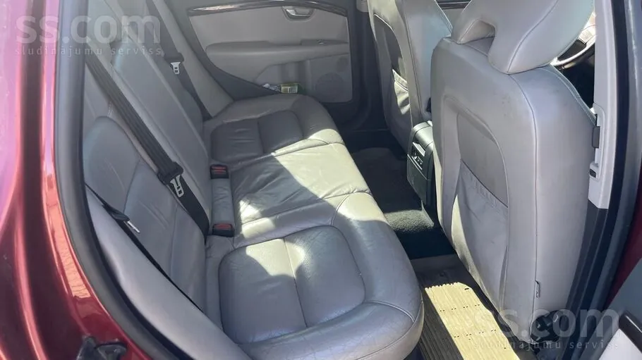 Volvo V70 2007 photo 4