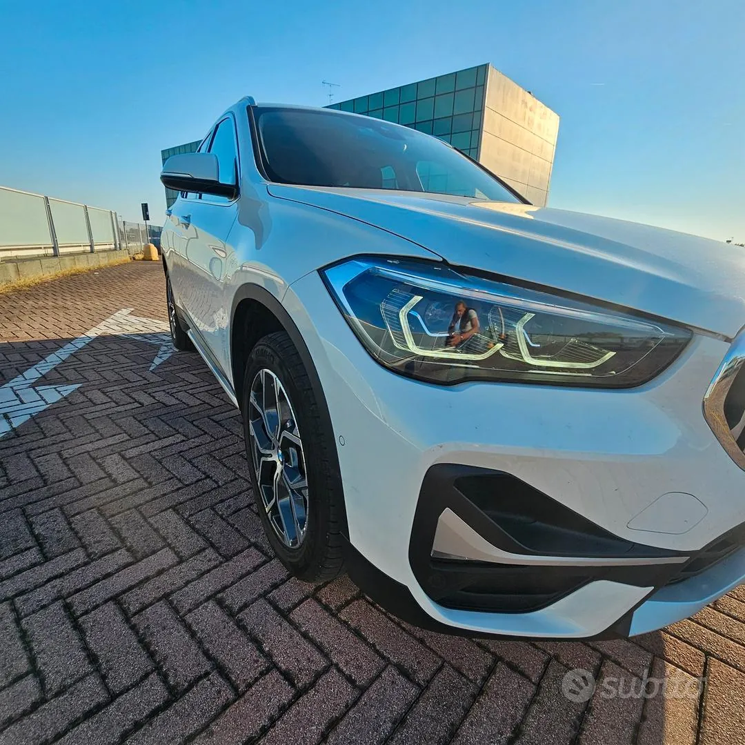 BMW X1 2022 photo 2