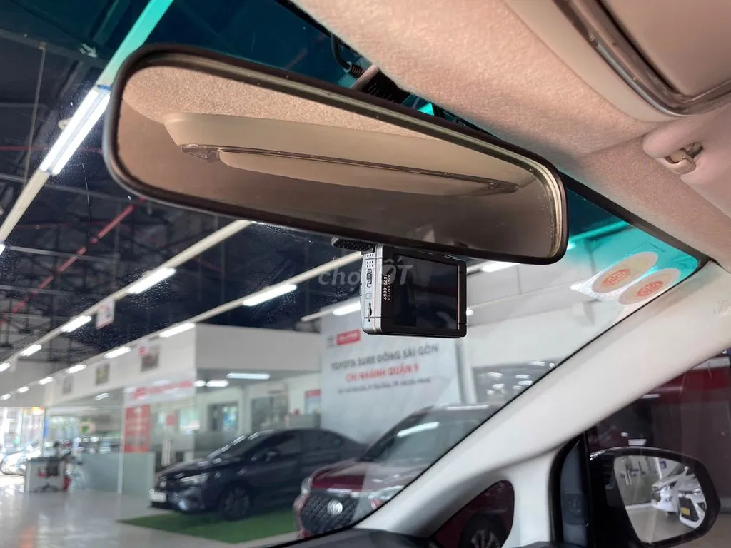Toyota Innova 2021 photo 3
