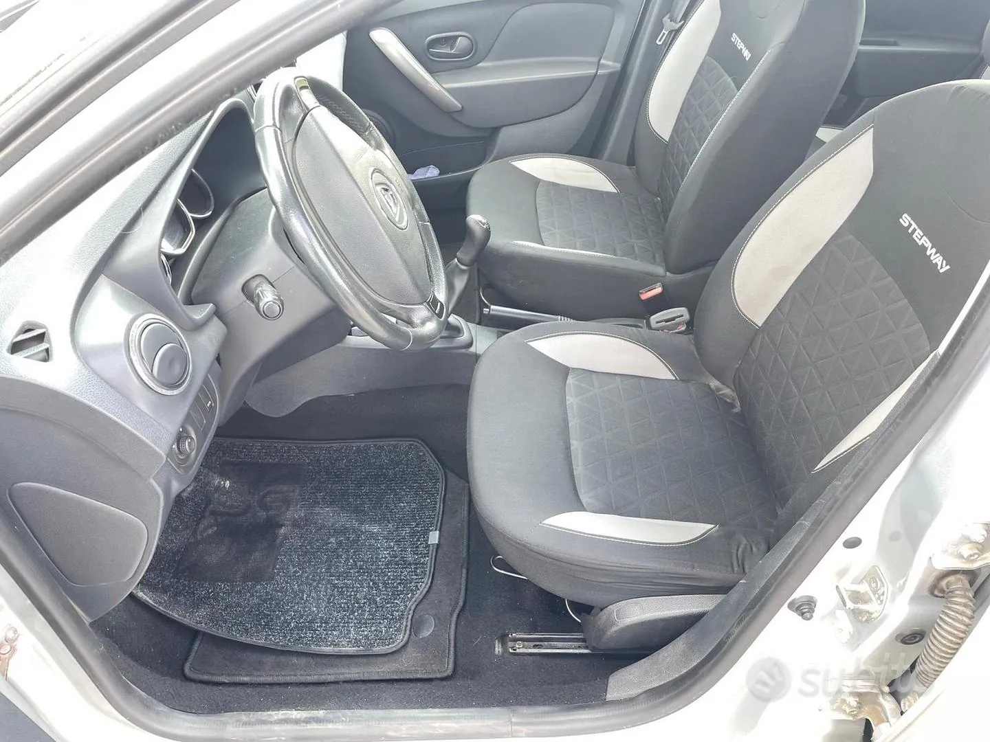 Dacia Sandero 2016 photo 3