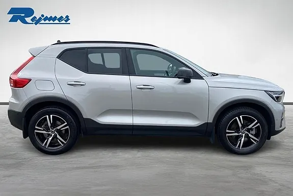 Volvo Xc40 2025 photo 4