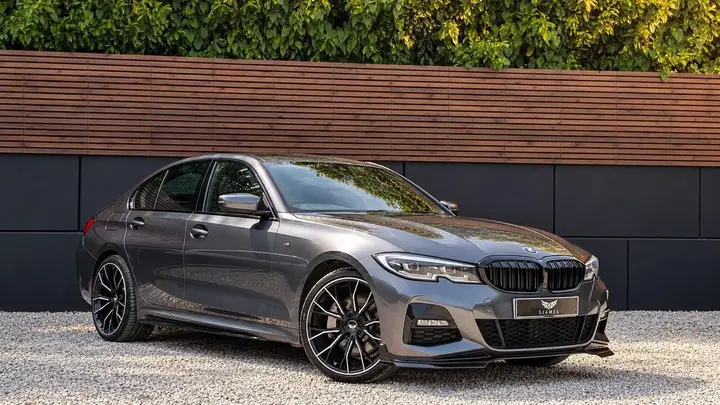 BMW 3 Series 2021 photo 3