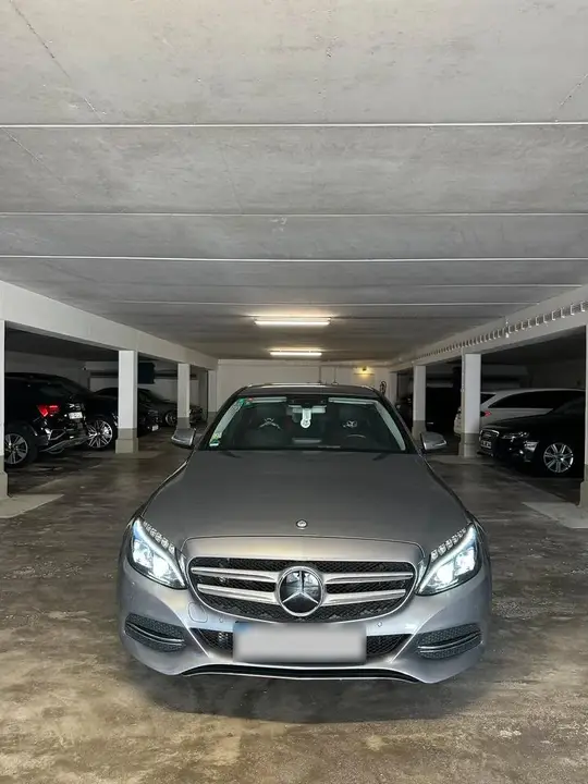Mercedes-Benz C250