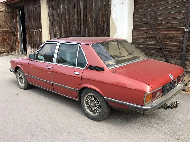 BMW 5 Series 1980 photo 2