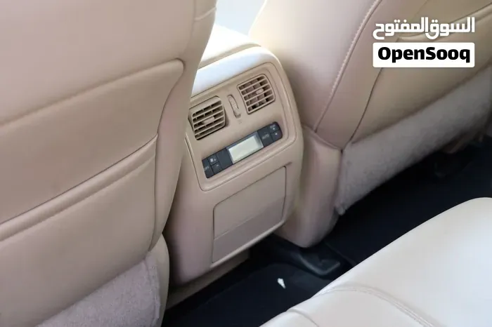 Nissan Pathfinder 2018 photo 2