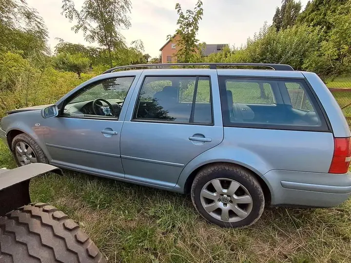 Volkswagen Golf 4