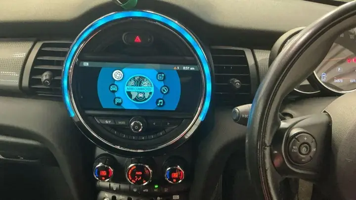 Mini Convertible 2018 photo 5