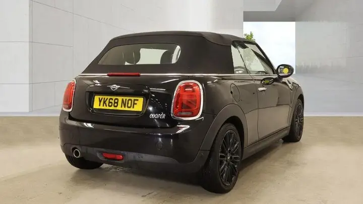 Mini Convertible 2018 photo 3
